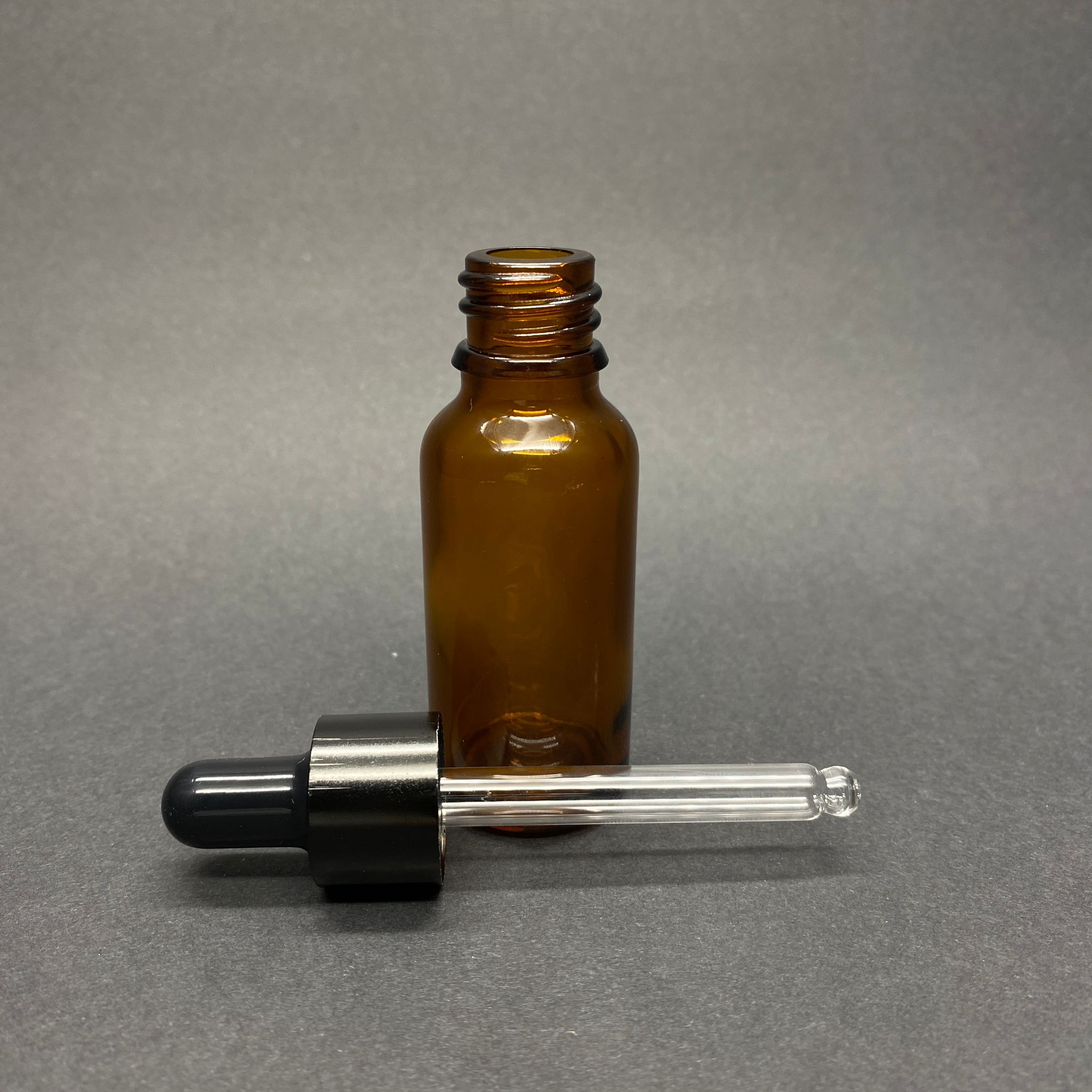 20-cc-amber-cam-damlalikli-sise-siyah-emzik-siyah-metalik-kapak-20